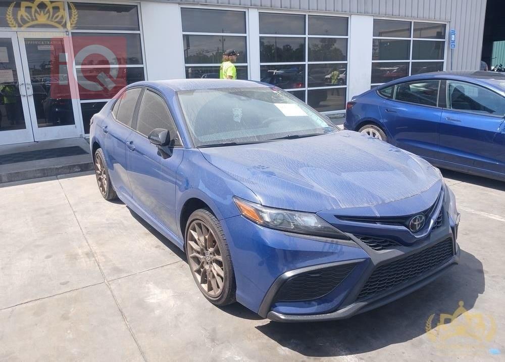 تۆیۆتا کامری